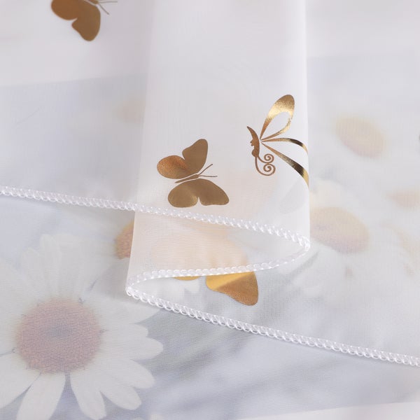 Dekostoff mit Schmetterlingsmuster und Blumendesign