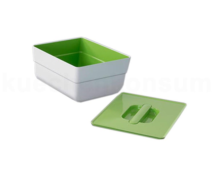 Rechteckige Aufbewahrungsbox aus Kunststoff mit grünem Innenraum und weißer Außenseite, inklusive grünem Deckel mit Griff.