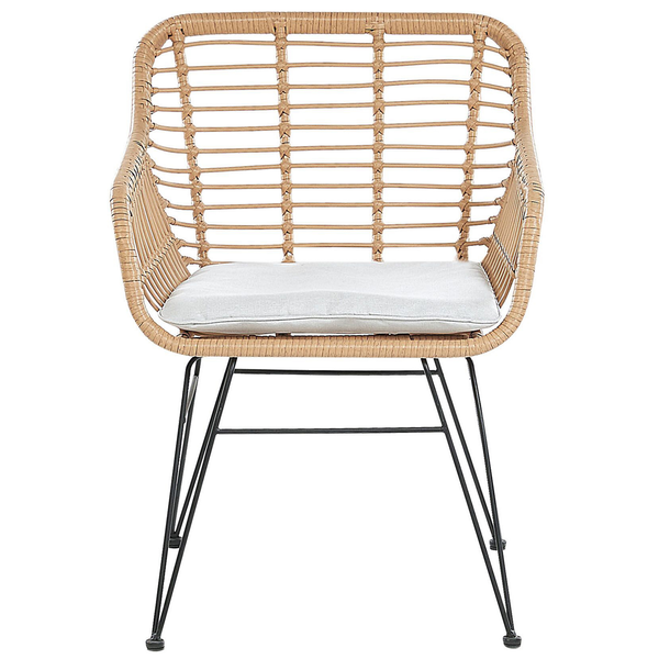 Rattan Stuhl mit Metallbeinen und Sitzkissen