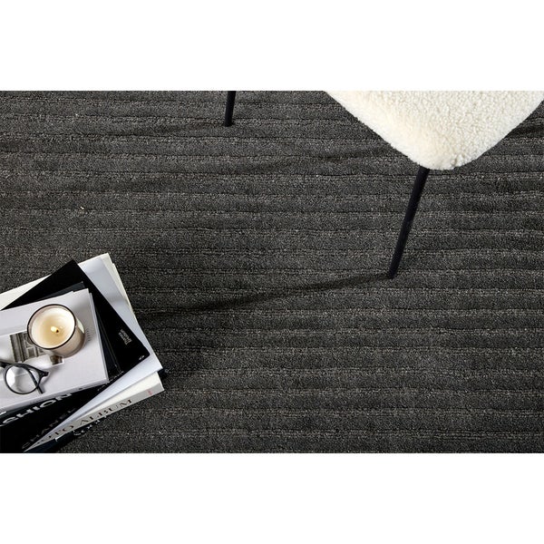 Milton Teppich 300x202cm dunkel grau. 202 X 300 X 2 cm