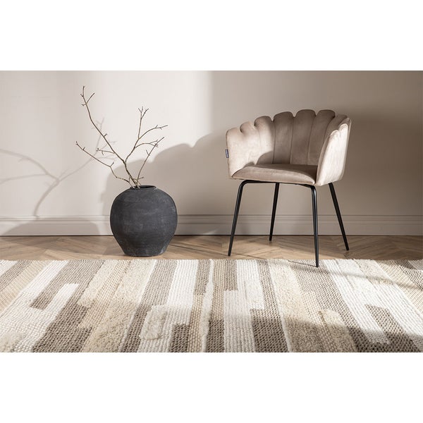 Sixten Teppich 230x162cm Beige. 162 X 230 X 2 cm
