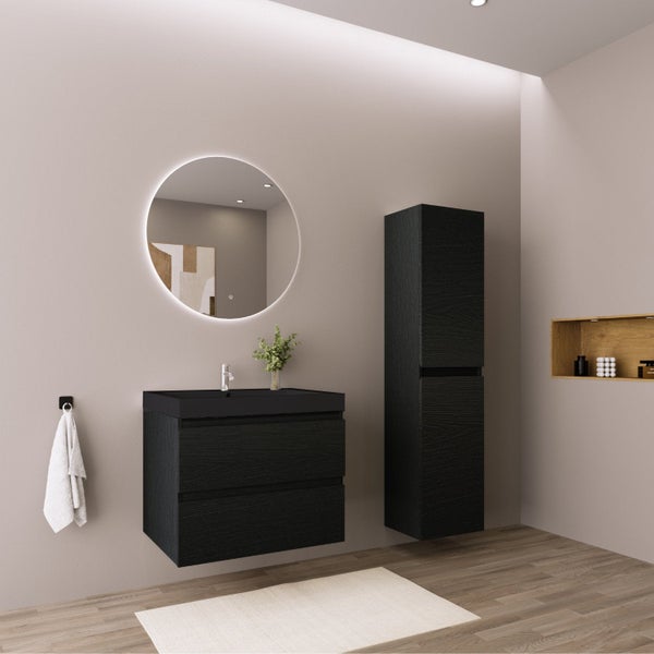 Modernes Badezimmer mit schwarzem Waschtischunterschrank, passendem Hochschrank und einem runden, beleuchteten Spiegel.