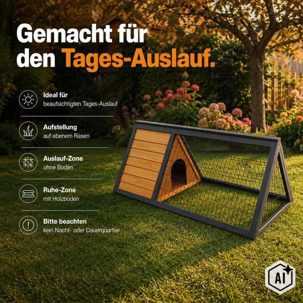 Kleintierfreigehege aus Holz mit Ruhezone und Auslauf für den beaufsichtigten Tagesauslauf im Garten, aufgestellt auf einem Rasen.