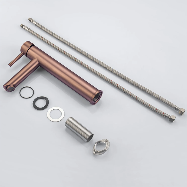 Einhebel Waschtischarmatur in Metalloptik mit zwei flexiblen Anschlussschläuchen und Befestigungsmaterial zur Installation