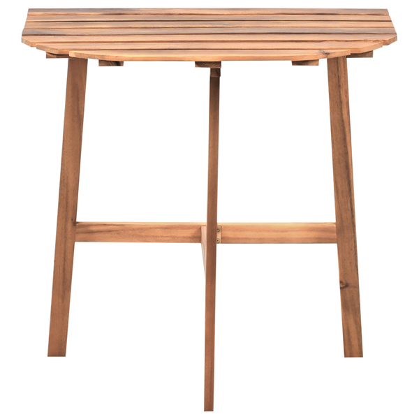 Holztisch mit Lattenstruktur