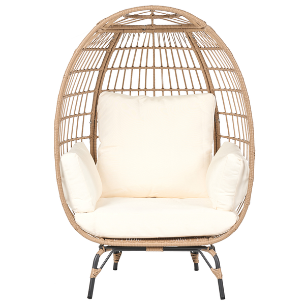 Eiförmiger Gartenstuhl aus Polyrattan mit Sitz- und Rückenpolstern auf einem schwarzen Metallgestell.