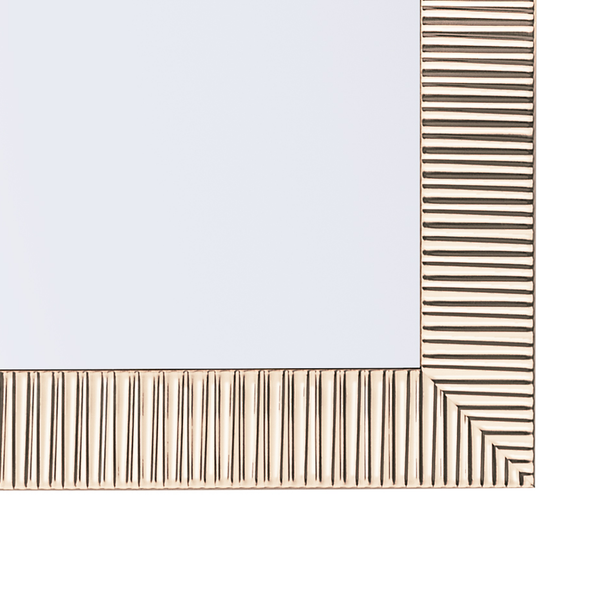 Detailansicht einer Rahmenecke mit gerippter Oberflächenstruktur in Metalloptik.