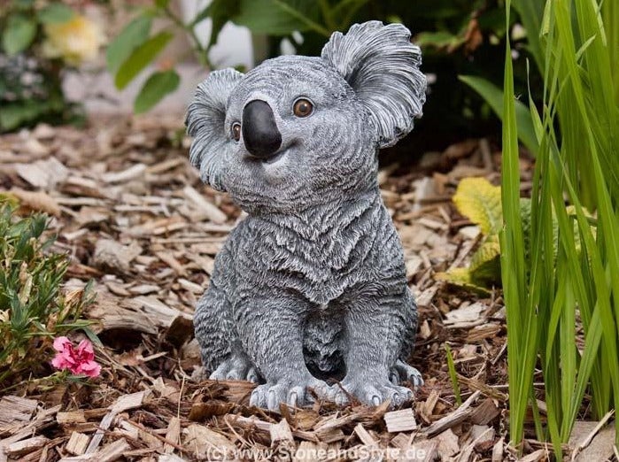 Detaillierte Koala Gartenfigur aus Kunststein als dekorative Tierfigur für das Blumenbeet