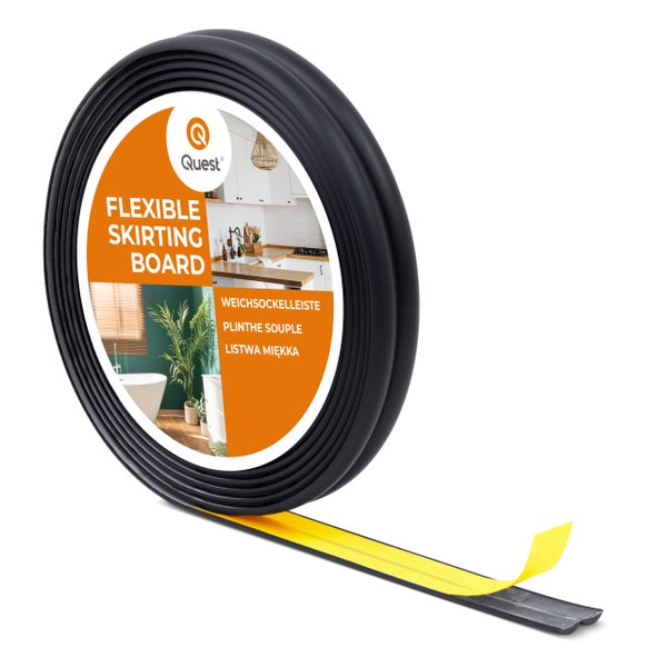 Flexible Sockelleiste auf Rolle mit Klebeband