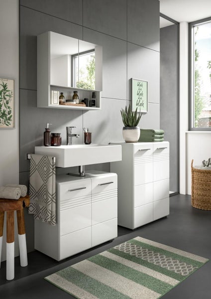 Modernes Badezimmer mit weißem Waschtisch, Spiegelschrank und passendem Unterschrank vor grauer Wand