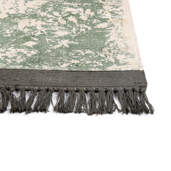 Teppich Viskose grün / beige 140 x 200 cm cm orientalisches Muster Kurzflor AKARSU
