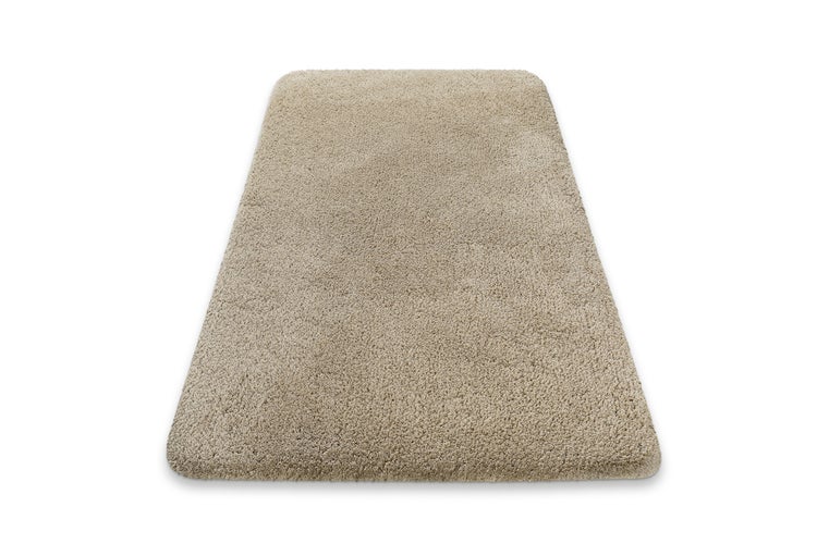 Rechteckiger Badeteppich mit abgerundeten Ecken, weicher Hochflor, beige.