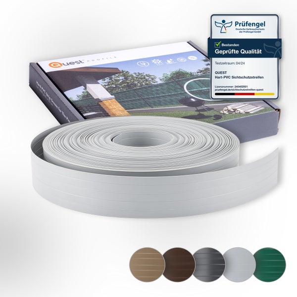 Quest Hart-PVC Sichtschutzstreifen Rolle vor Produktverpackung mit Prüfzeichen