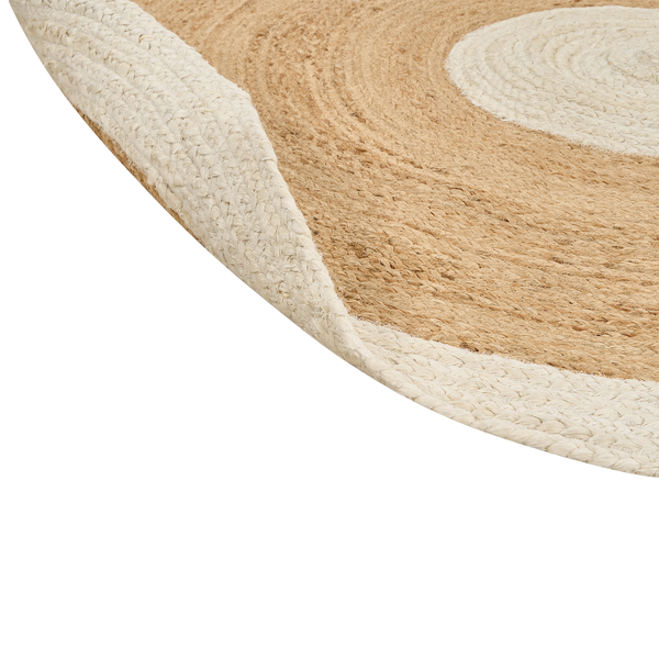 Runder, geflochtener Juteteppich mit Kreismuster in Natur und Weiß, Detailansicht der Textur.