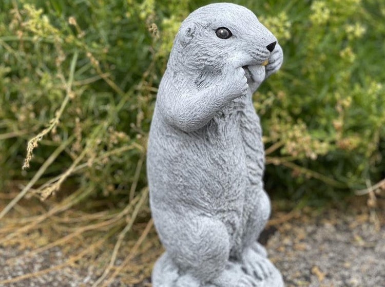 Steinfigur Murmeltier als Gartenfigur zur Dekoration