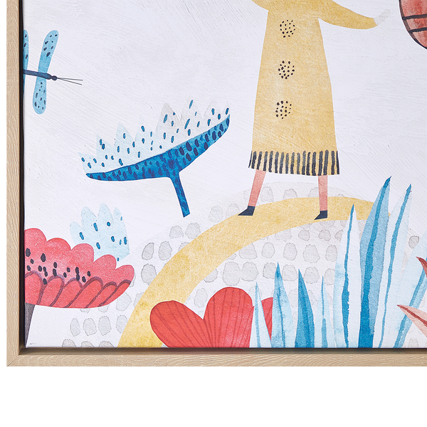 Wandbild mit kindlicher Illustration in hellem Rahmen, Darstellung von Natur und einer Person
