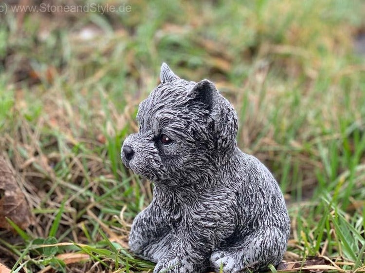 Steinfigur Hundewelpe aus wetterfestem Steinguss zur Gartendekoration