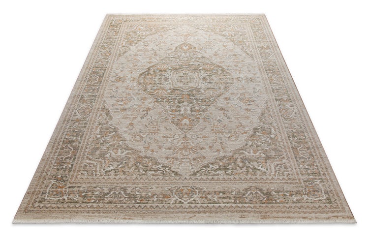 Rechteckiger Teppich im Vintage-Stil mit orientalischem Muster, zentralem Medaillon und Fransen.