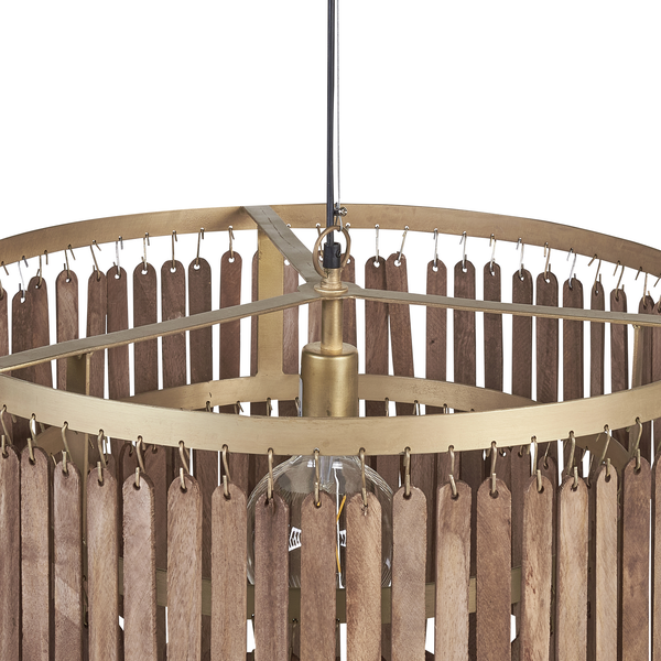 Hängelampe mit Holzdetails