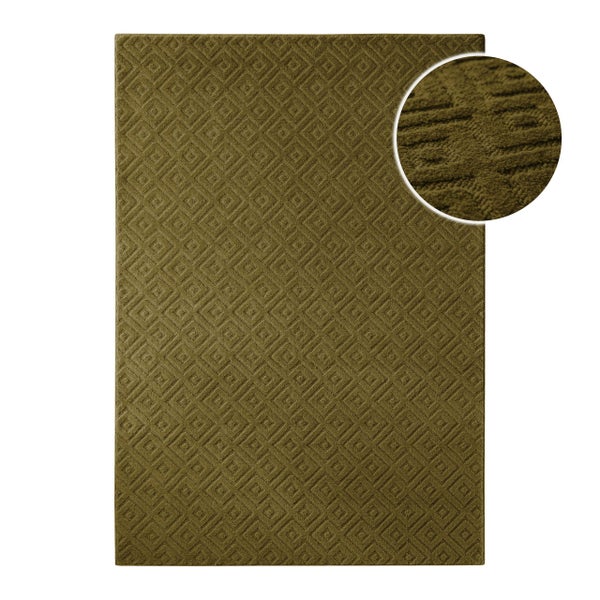 Rechteckiger Teppich mit geometrischem Rautenmuster und Kurzflor-Struktur.