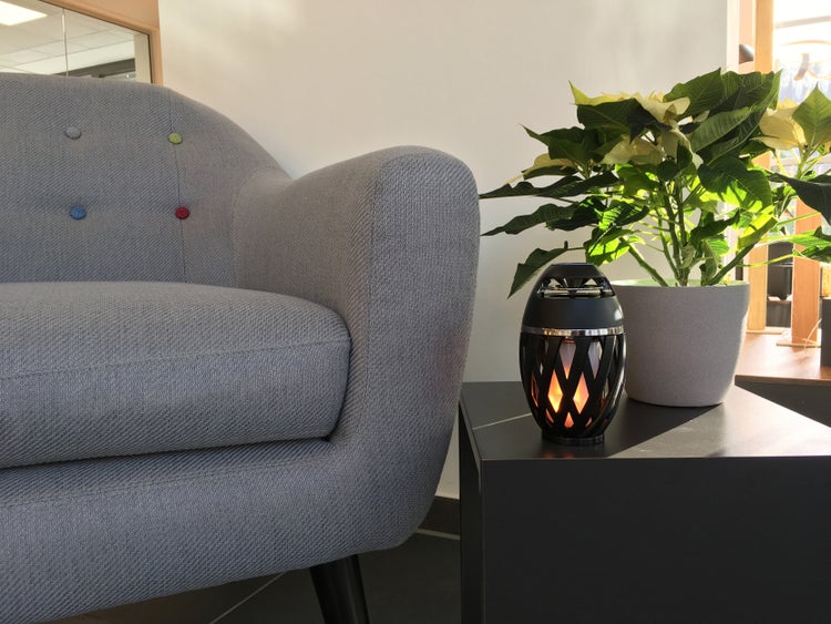 LED-Tischleuchte MUNA mit Bluetooth-Lautsprecher für Außen,  aus schwarzem Kunststoff, mit integrierter LED, 16,5 cm hoch