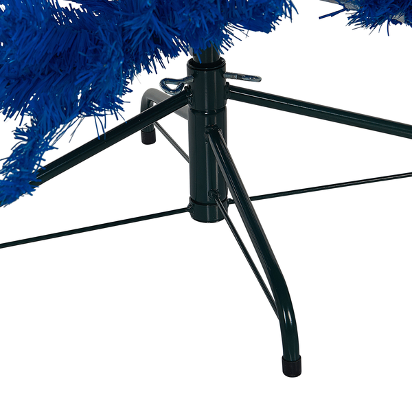 Detailansicht des grünen Metallständers eines künstlichen Weihnachtsbaums