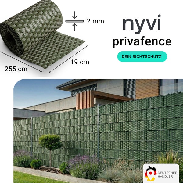Sichtschutzstreifen für Doppelstabmattenzäune im Garten mit wetterfesten und UV beständigen Eigenschaften sowie Details zur Materialstruktur.