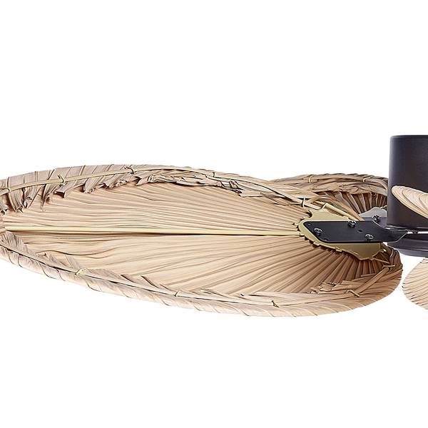 Deckenventilator Flügel aus Palmblatt in ovaler Form mit Metallhalterung.