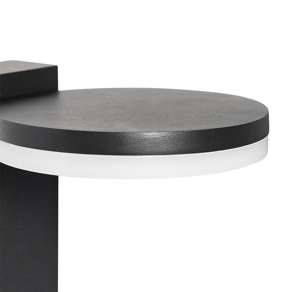 Fensterfolie mit Streifenmuster für mehr Privatsphäre