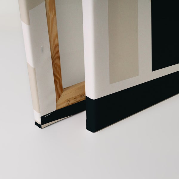 Detailansicht einer Leinwand mit geometrischem Muster und Holzrahmen