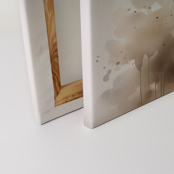 Nahaufnahme einer Leinwand mit abstraktem Design und Holzrahmen.