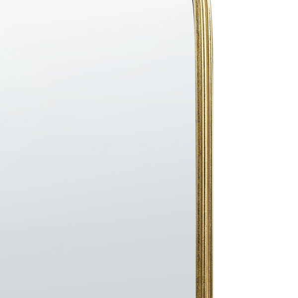 Detailansicht eines Spiegels mit schmalem Rahmen