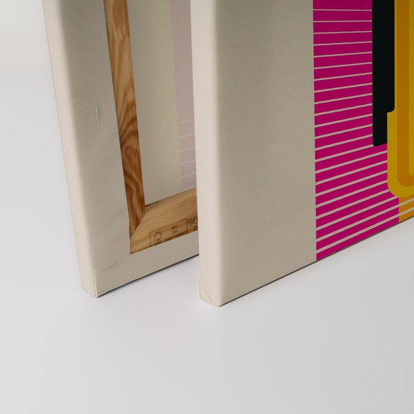 Detailansicht einer Leinwand mit Holzrahmen und abstraktem Design