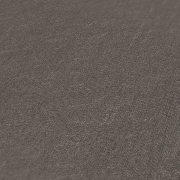 Treppenkarre aus Metall mit roten Griffen und Rädern