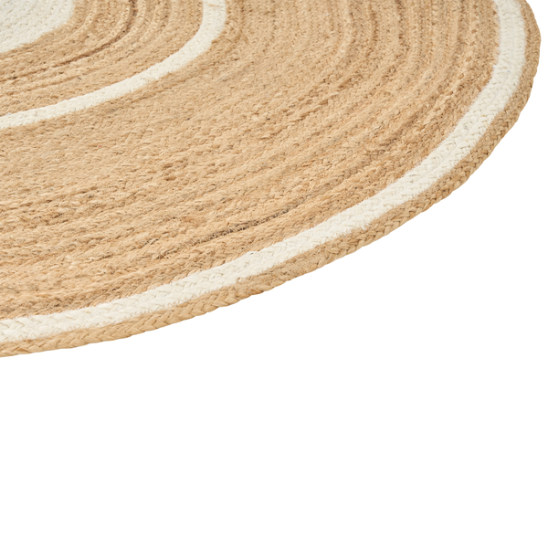 Runder Teppich aus Jute mit geflochtener Textur und konzentrischen Kreisen.