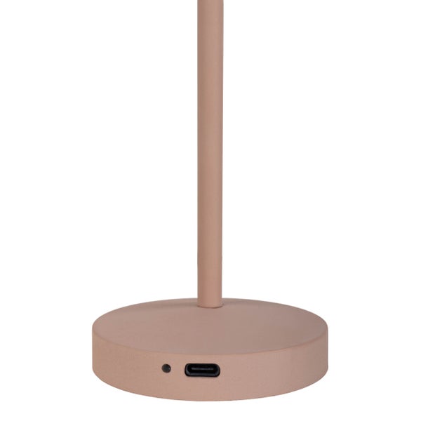 Detailansicht einer Tischleuchte mit USB-Anschluss