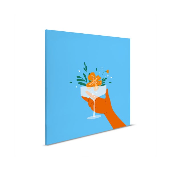 Leinwandbild mit Hand, Glas und Blumenmotiv