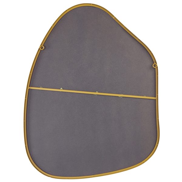 Rückansicht eines organisch geformten Wandspiegels mit Metallrahmen und integrierten Aufhängungen für die Wandmontage.