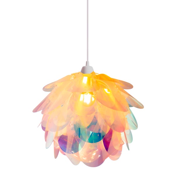 Hängelampe mit schuppenförmigem Lampenschirm