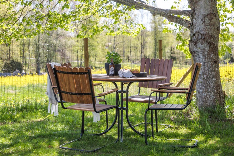 Holmsund Gartenset Tisch Ø100cm natur, 4 Stühle natur. 100 X 100 X 75 cm