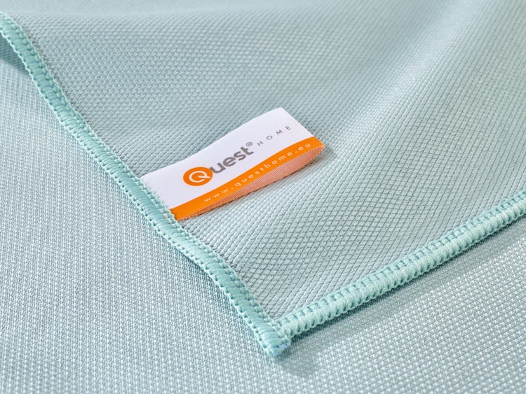 Mikrofasertuch mit Quest Home Logo