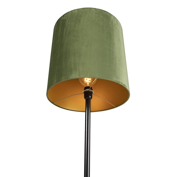 Stehlampe mit Stoffschirm und Metallfuß