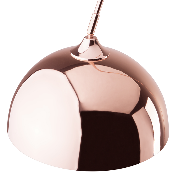 Hängelampe mit halbkugelförmigem Lampenschirm