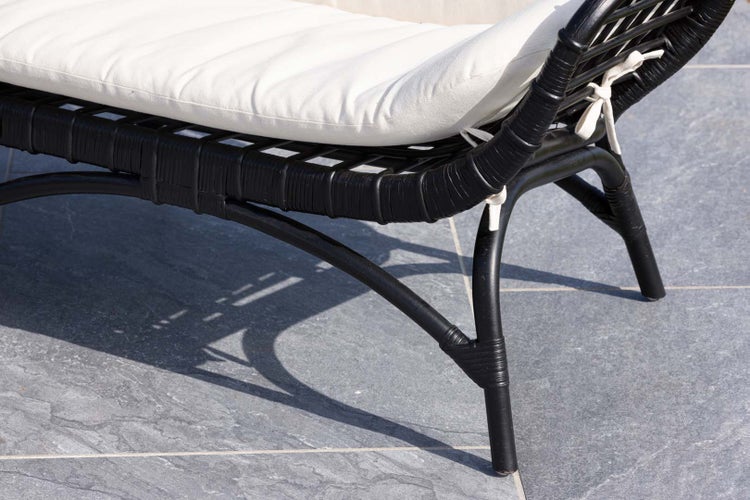 Moana Gartensofa mit Gartenkissen 2 Pers. schwarz. 180 X 67 X 75 cm