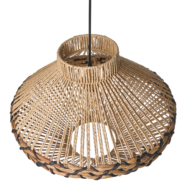 Hängelampe aus Rattan mit schwarzem Detail