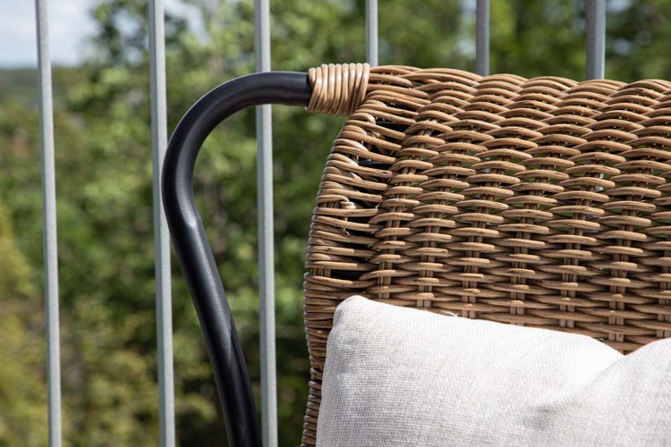 Loreto Sessel mit Gartenkissen mit Hocker schwarz. 86 X 88 X 99 cm