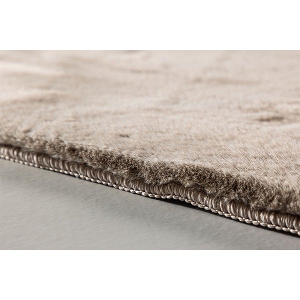 Leni Teppich 200x290 cm beige. 200 X 290 X 3 cm