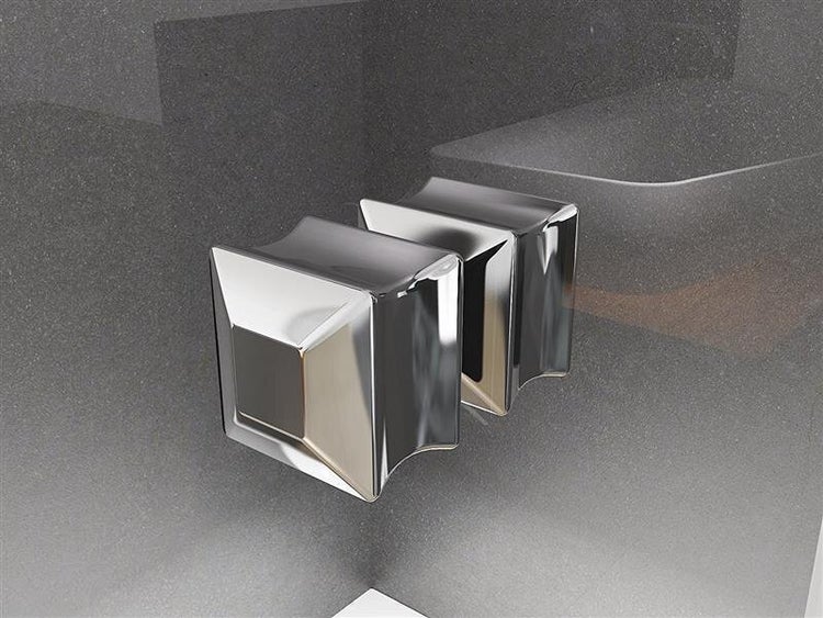 Detailaufnahme von zwei Duscharmaturen aus Metall