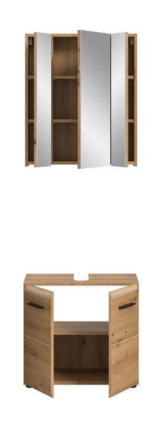 Badezimmermöbel-Set in Holzoptik bestehend aus einem dreitürigen Spiegelschrank und einem zweitürigen Waschbeckenunterschrank mit schwarzen Griffen.