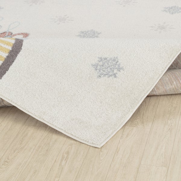 Teppich mit Flugzeugmuster auf hellem Untergrund